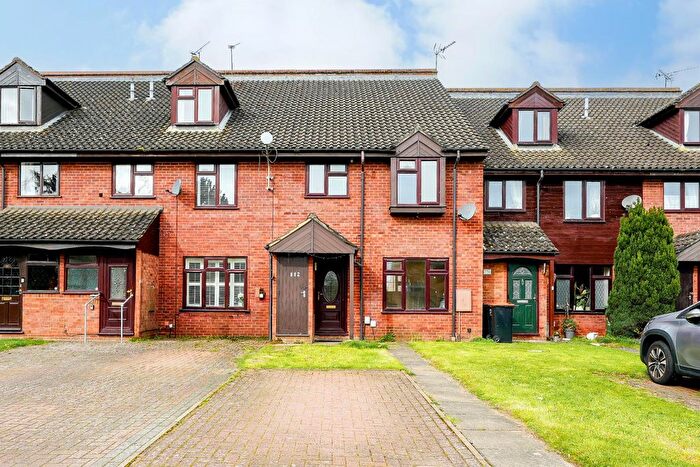 2 Bedroom Terraced House For Sale In Wyngates, Leighton Buzzard, LU7