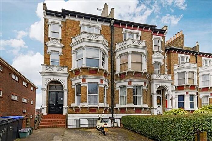 1 Bedroom Flat To Rent In Worple Road, Wimbledon, SW20