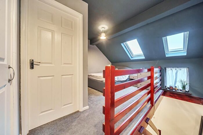 1 Bedroom Terraced House To Rent In Robertson Close, Newbury, RG14