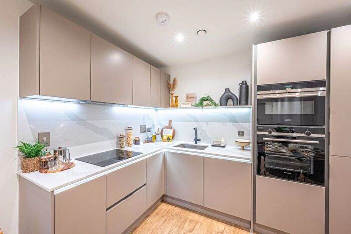 Studio To Rent In Uncle Colindale, Colindale, London, NW9