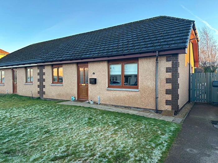 2 Bedroom Semi-Detached House For Sale In Old Milnafua Road, Alness, IV17