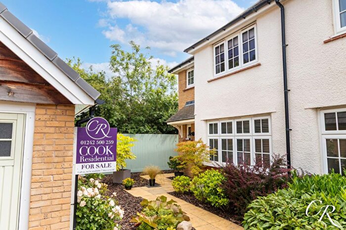 3 Bedroom Semi Detached House For Sale In Valentine Road, Bishops Cleeve, GL52
