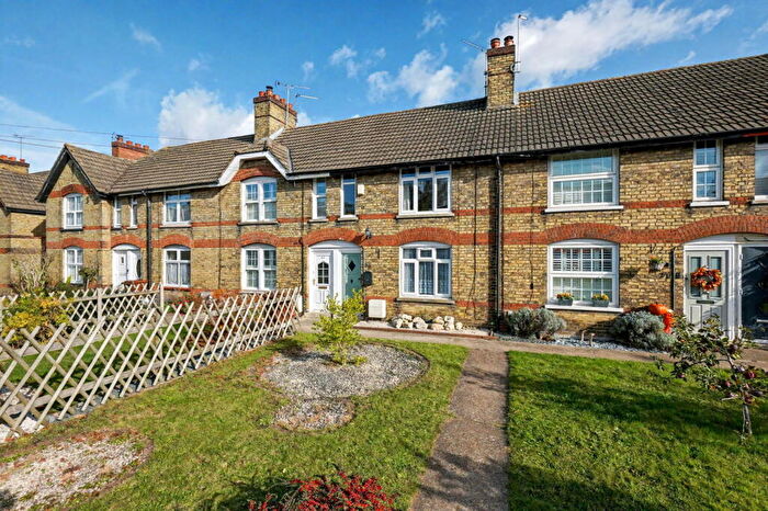 2 Bedroom Terraced House For Sale In High Street, Halling, Rochester, ME2