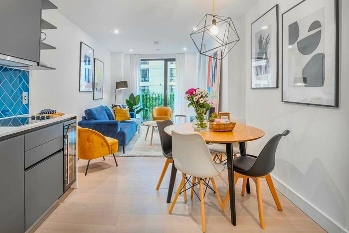 1 Bedroom Flat To Rent In Gorsuch Place, London, E2