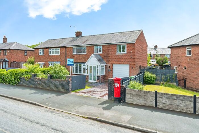 4 Bedroom Semi-Detached House For Sale In Cleveland Road, Warrington, WA2