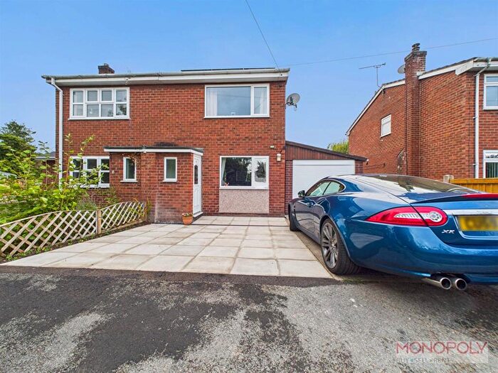 2 Bedroom Semi-Detached House For Sale In Harwoods Close, Rossett, Wrexham, LL12