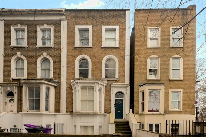 2 Bedroom Flat To Rent In Burdett Road, Limehouse, London, E14