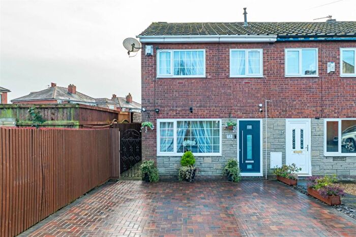 3 Bedroom End Of Terrace House For Sale In Crawford Avenue, Brockholes Brow, Preston, PR1