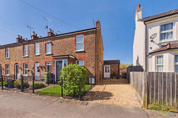 2 Bedroom Semi Detached House For Sale In Canterbury Road, Farnborough, Hampshire, GU14