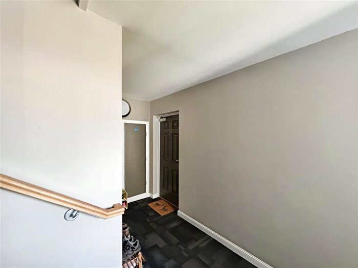2 Bedroom Flat For Sale In Drummossie Road, Stratton, Inverness, Highland, IV2