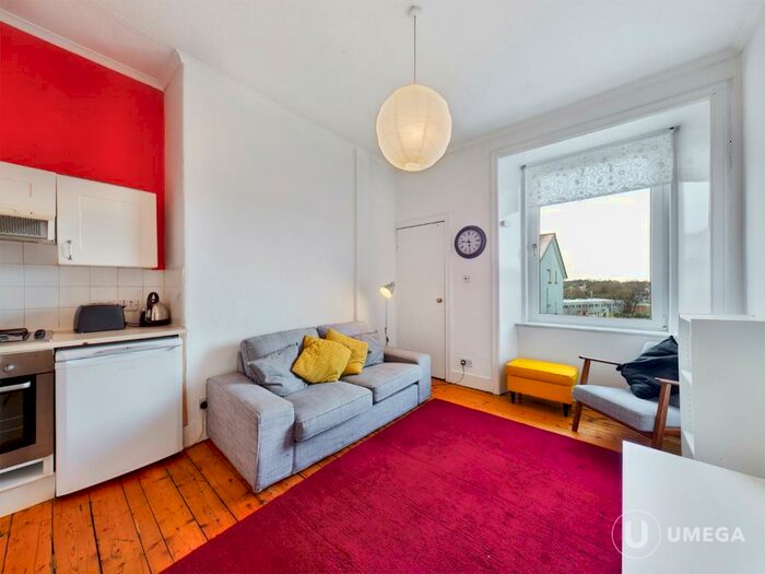 2 Bedroom Flat To Rent In Duff Street, Dalry, Edinburgh, EH11