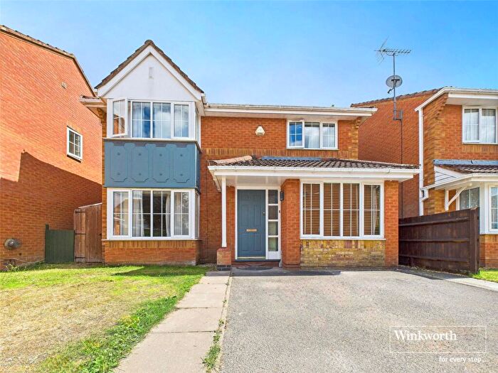 5 Bedroom Detached House For Sale In Greenidge Close, Reading, Berkshire, RG1
