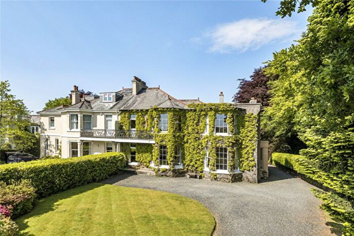5 Bedroom Semi-Detached House For Sale In Yelverton, Devon, PL20