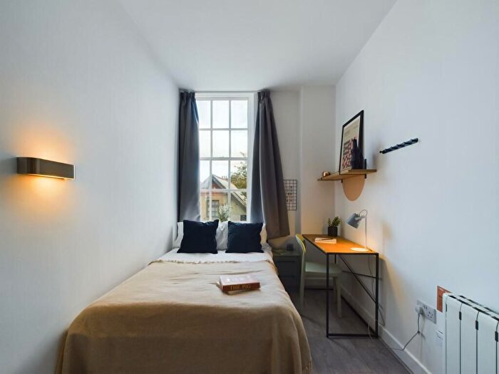 5 Bedroom Flat To Rent In China Street, Lancaster, LA1