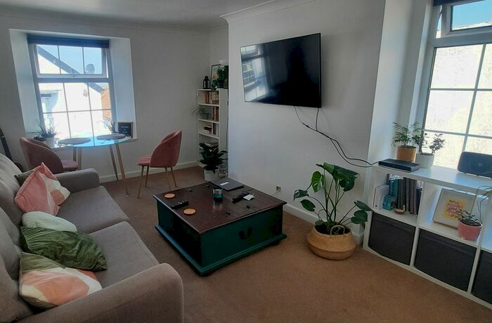 2 Bedroom Flat To Rent In Charlton House, Teignmouth, Devon, TQ14