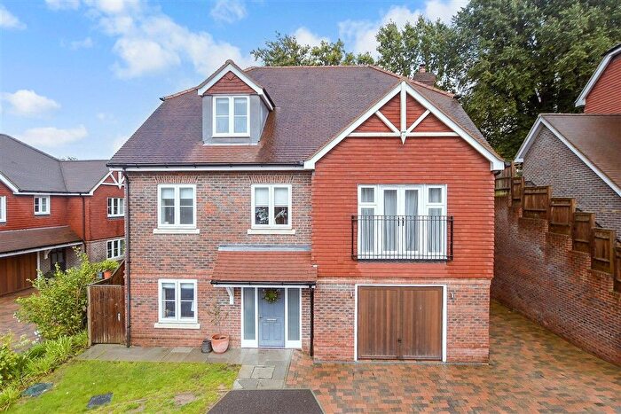 5 Bedroom Detached House For Sale In Clockfield, Turners Hill, West Sussex, RH10