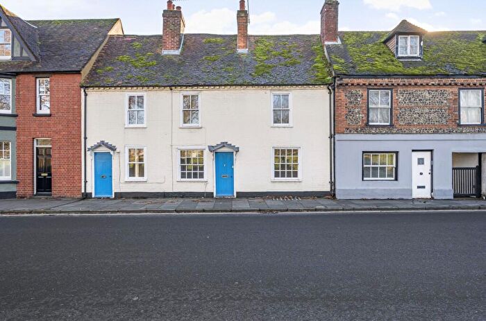 3 Bedroom Terraced House For Sale In St. Pancras, Chichester, PO19