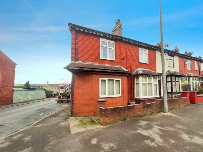 1 Bedroom Flat For Sale In Factory Street West, Atherton, Manchester, M46