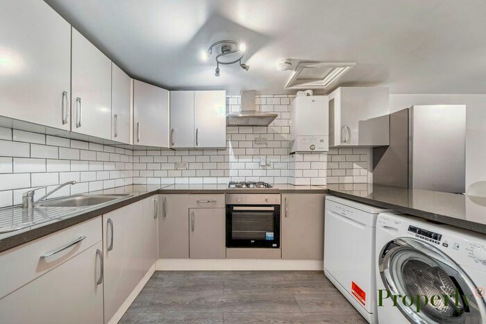 1 Bedroom Flat To Rent In Boothby Road, London, N19