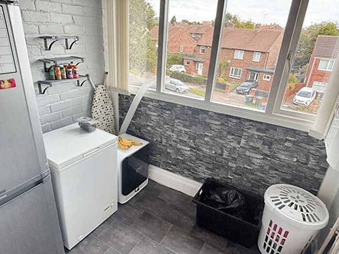 2 Bedroom Apartment For Sale In Wycliffe Avenue, Kenton, Newcastle Upon Tyne, Tyne And Wear, NE3