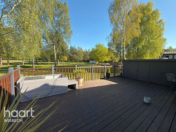 2 Bedroom Lodge For Sale In St Andrews, Tydd St Giles, PE13