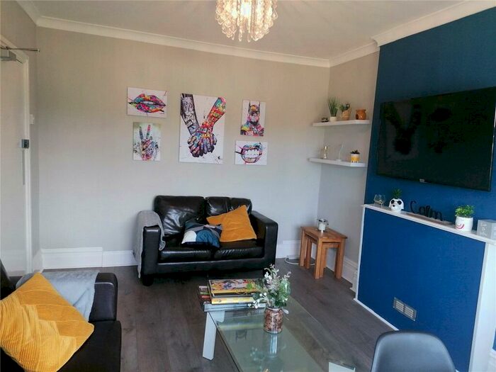 3 Bedroom End Of Terrace House To Rent In Caellepa, Bangor, Gwynedd, LL57