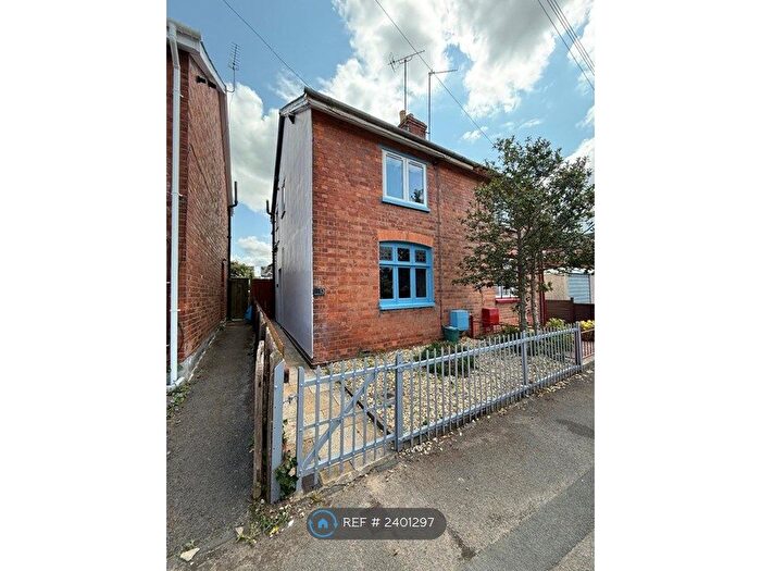 2 Bedroom Semi-Detached House To Rent In Pumphreys Road, Cheltenham, GL53