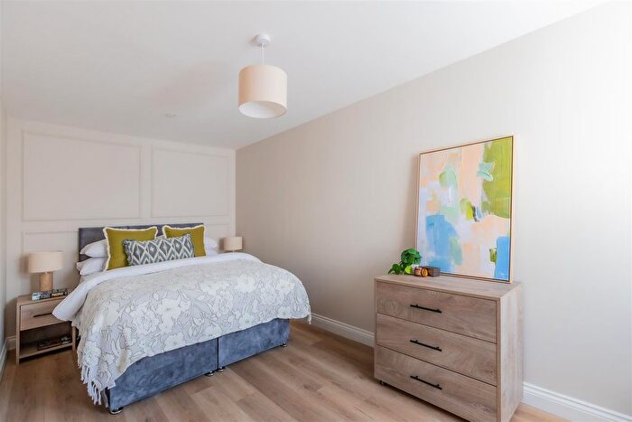 1 Bedroom Flat To Rent In Emerald Street, Adamsdown, CF24