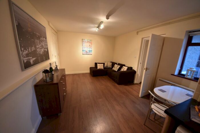 1 Bedroom Flat To Rent In Great Darkgate Street, Aberystwyth, SY23