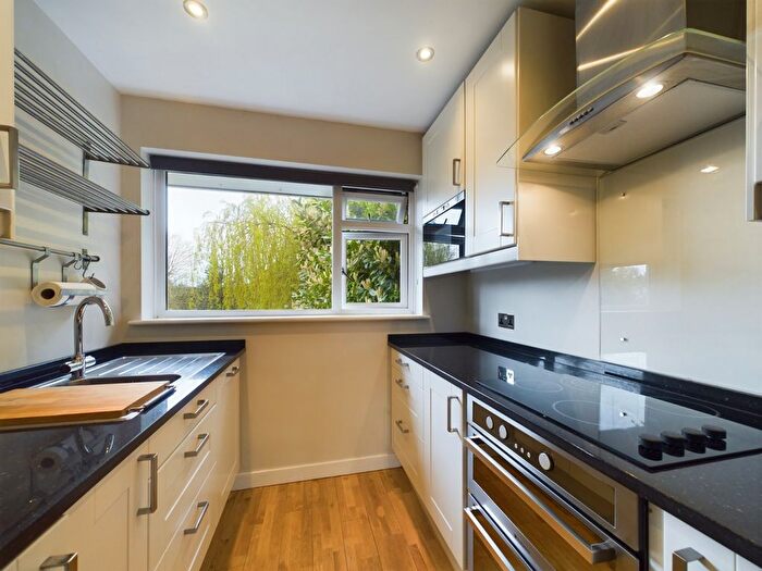 2 Bedroom Maisonette To Rent In Ray Park Avenue, Maidenhead, Berkshire, SL6