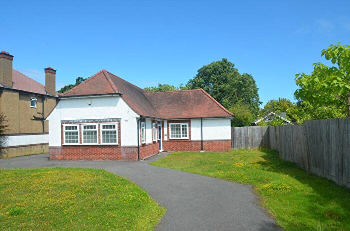 4 Bedroom Detached Bungalow To Rent In Woodmere Way, Beckenham, Bromley, BR3