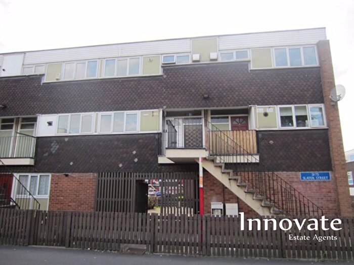 2 Bedroom Flat To Rent In Slater Street, Great Bridge, Tipton, DY4