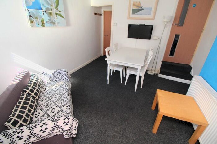 3 Bedroom Terraced House To Rent In (Bed) Claude Street, Dunkirk, Nottingham, NG7