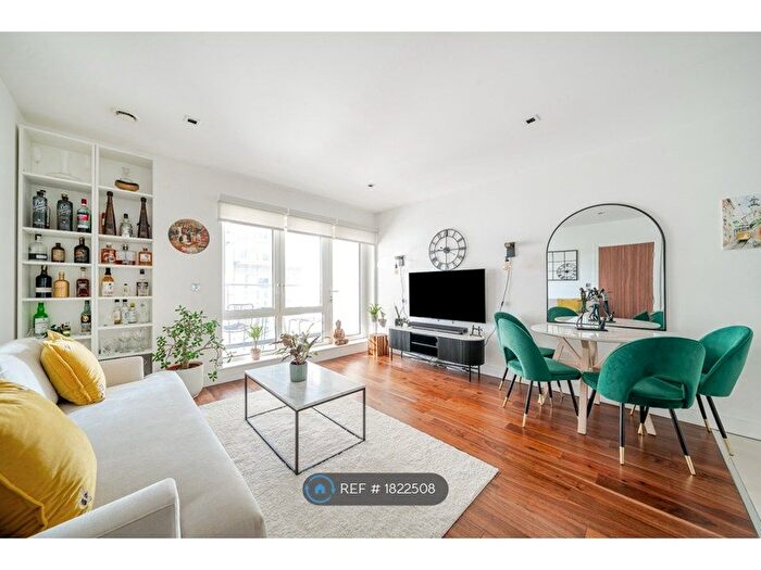 1 Bedroom Flat To Rent In Dickens Yard, London, W5