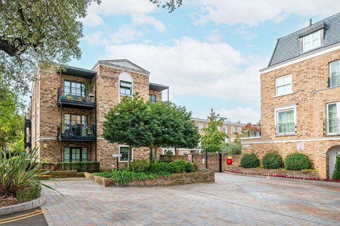 1 Bedroom Flat To Rent In Palladian Gardens, Chiswick, London, W4