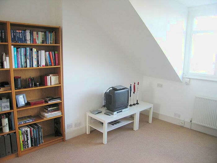 1 Bedroom Flat To Rent In Ridge Road, Crouch End, London, N8