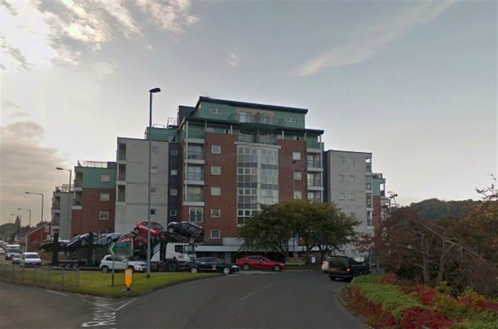 2 Bedroom Flat To Rent In Tower Court, London Road, Newcastle Under Lyme, Staffordshire, NO1