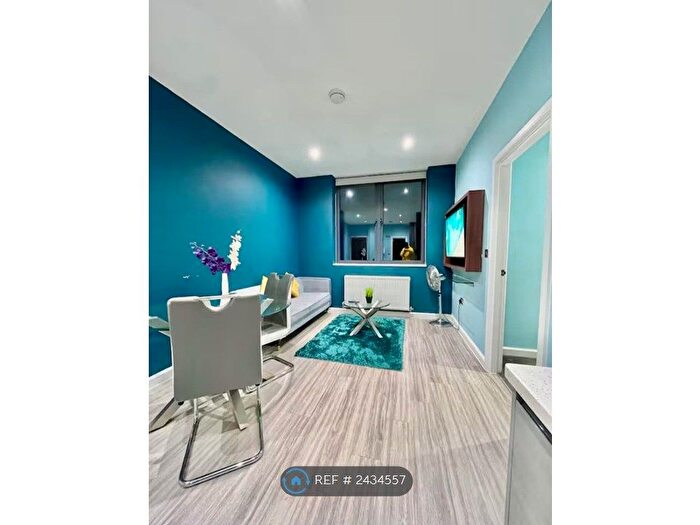 1 Bedroom Flat To Rent In Milburn Avenue, Milton Keynes, MK6