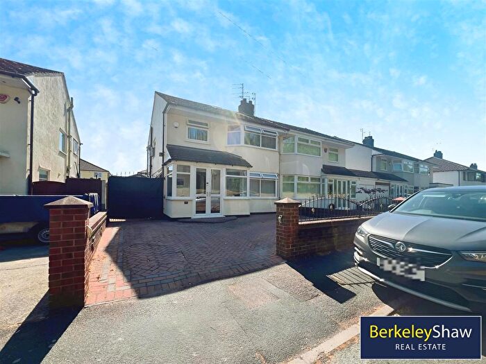 3 Bedroom Semi-Detached House To Rent In Oak Road, Liverpool, L36