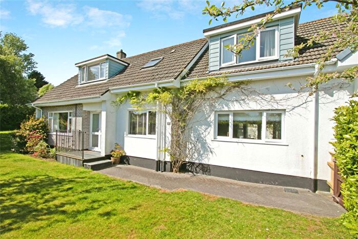 5 Bedroom Bungalow For Sale In Lanyon Road, Playing Place, Truro, Cornwall, TR3