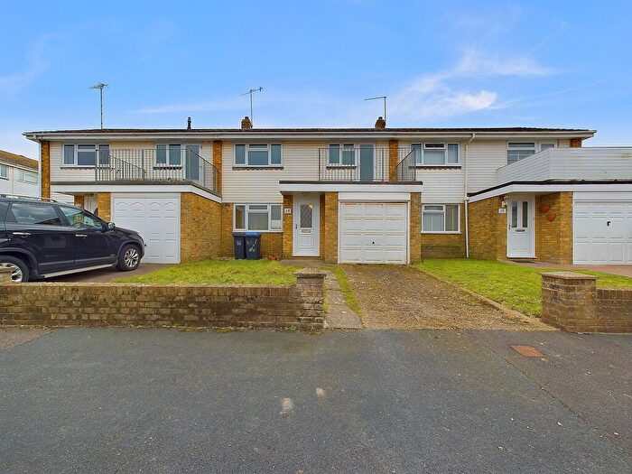 3 Bedroom Terraced House To Rent In Benbow Close, Shoreham-by-Sea, BN43