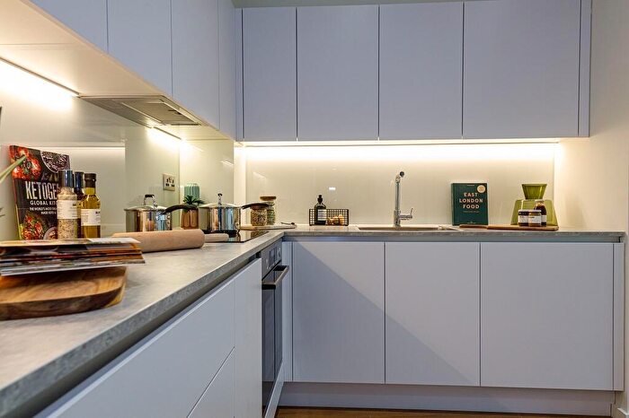1 Bedroom Flat To Rent In Mighell Street, BN2