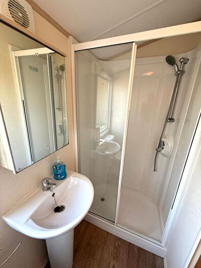 2 Bedroom Caravan For Sale In Carr Lane, Middleton, Morecambe, LA3