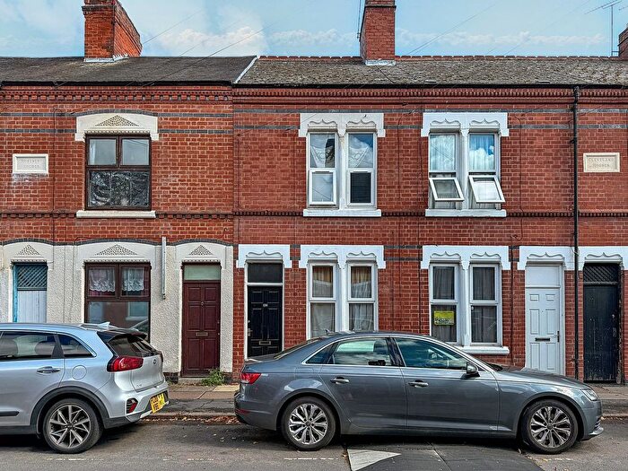 3 Bedroom Terraced House For Sale In Grasmere Street, Leicester, LE2