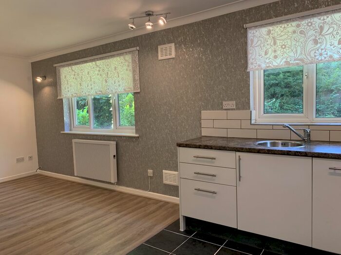 1 Bedroom Flat To Rent In Langwell Close, Warrington, Cheshire, WA3