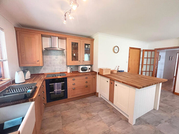 3 Bedroom Bungalow For Sale In The Whangie, Banavie, Fort William, PH33