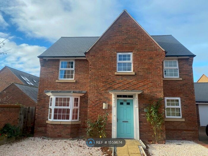 4 Bedroom Detached House To Rent In Maritime Way, Milton Keynes, MK10