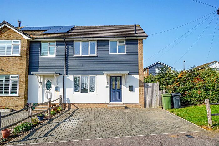 3 Bedroom End Of Terrace House For Sale In Hazelwood Gardens, St. Leonards-On-Sea, TN37