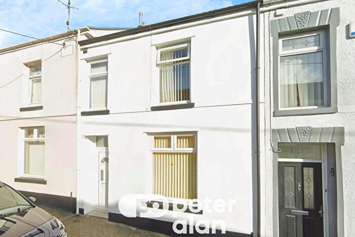 3 Bedroom Property To Rent In Brynhyfryd Street, Merthyr Tydfil, CF47
