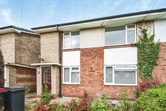2 Bedroom Maisonette For Sale In Vesey Close, Water Orton, Birmingham, Warwickshire, B46